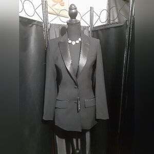 LBT NWT Elegant Black Women's Blazer Button Up Classic Formal Wear  Size 4